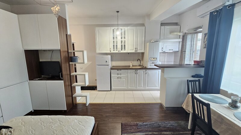 Metrou 1 Decembrie, Trapezului, Burnitei, bloc 2012, mobilata, utilata